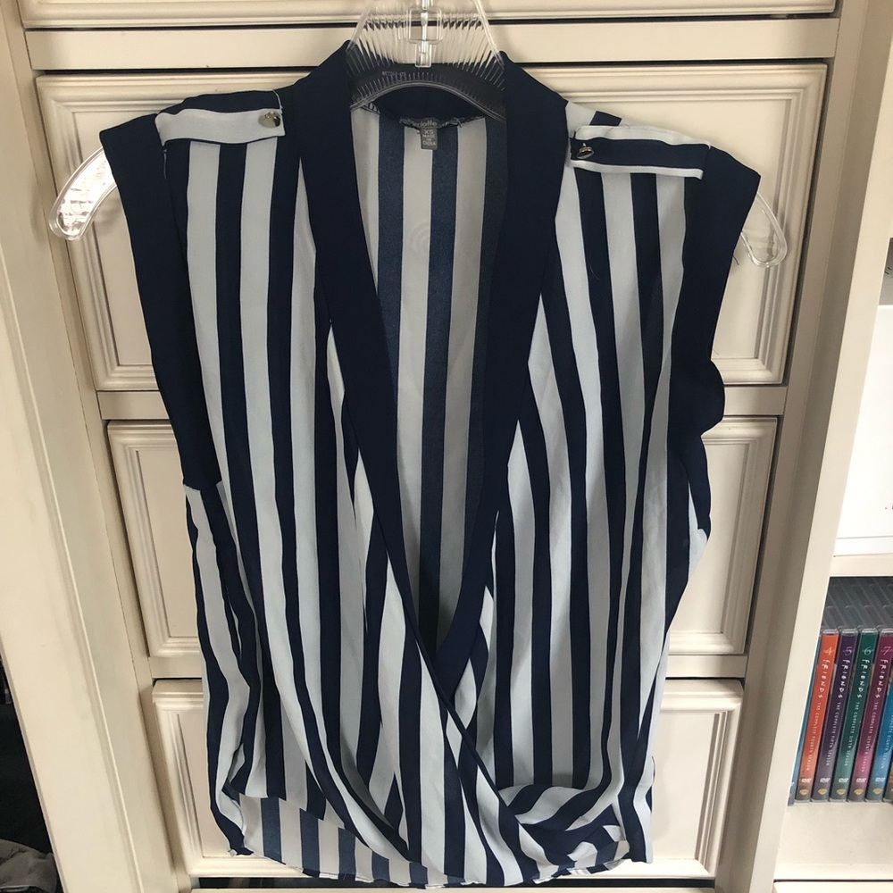 Blouse - Picture 3 of 3
